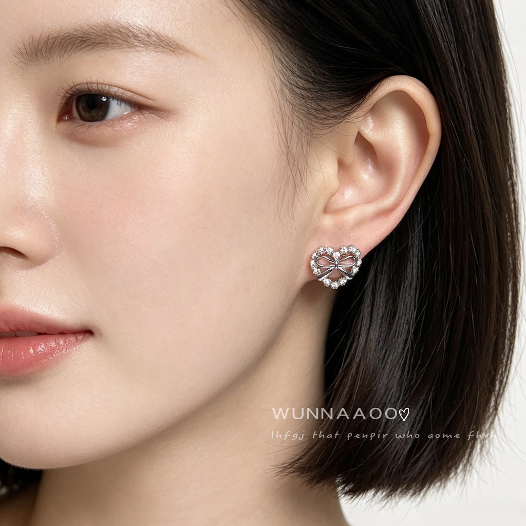 Inlaid Zircon Love Heart Fresh Sweet Stud Earrings