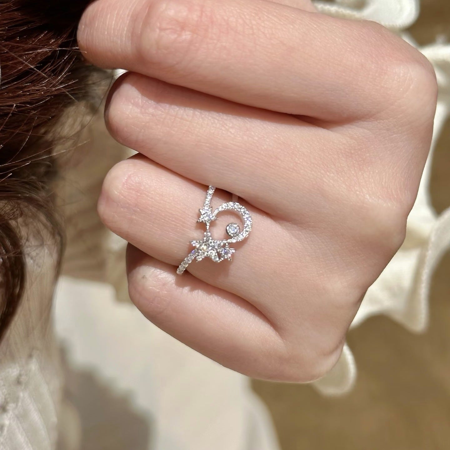 Women's Design Shiny Diamond High-grade Light Luxury Fashion Personalized Gourmet Rings
