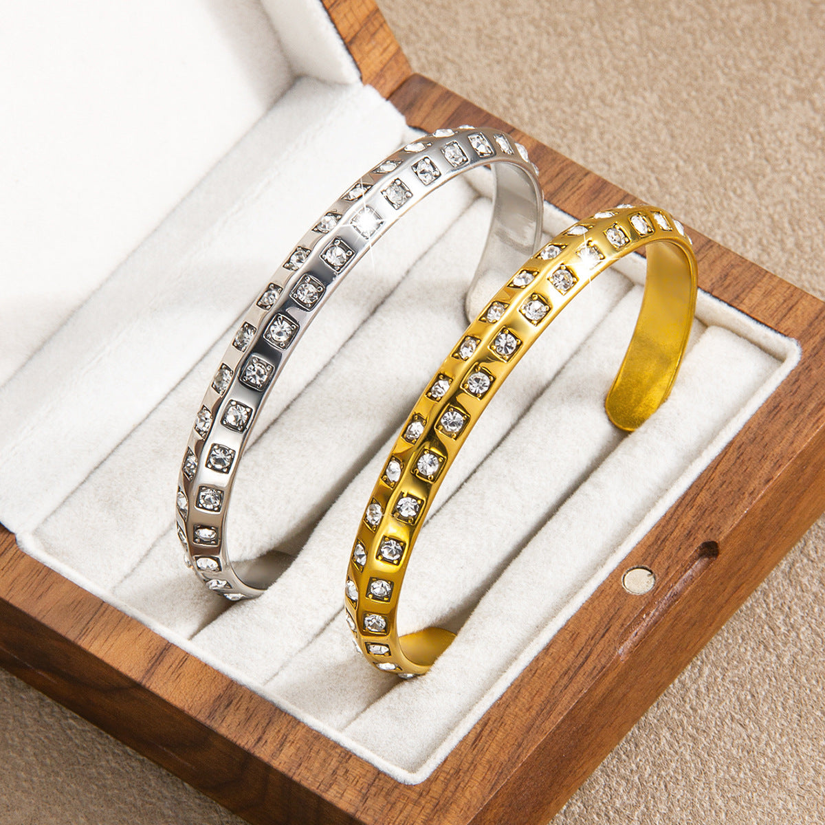 Women's Light Luxury Diamond Gold-plated Zircon Titanium Steel Adjustable Bracelets