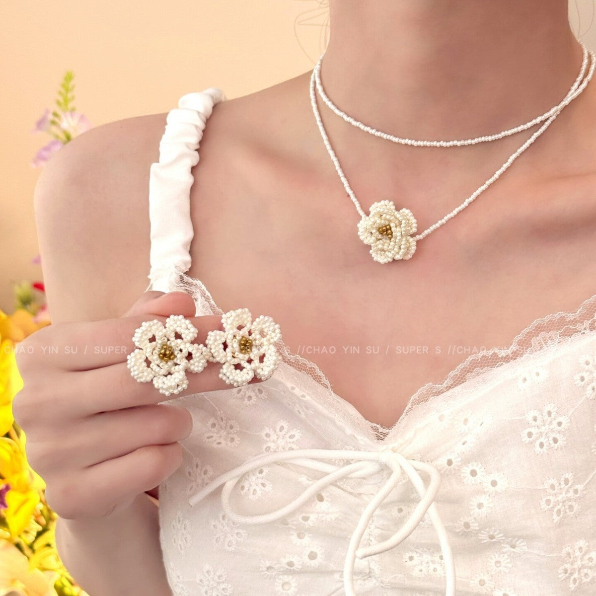 Women's Camellia French Handmade Bead Light Luxury High-grade Flower Rings