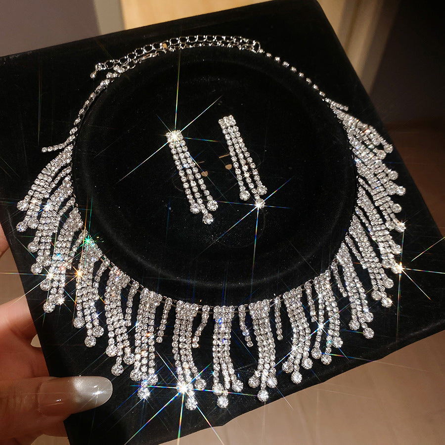 Women's Exquisite Clavicle Chain Light Luxury High-grade Earrings