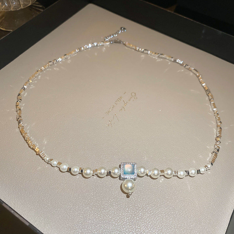 Pearl Twin Clavicle Chain Light Luxury Necklaces