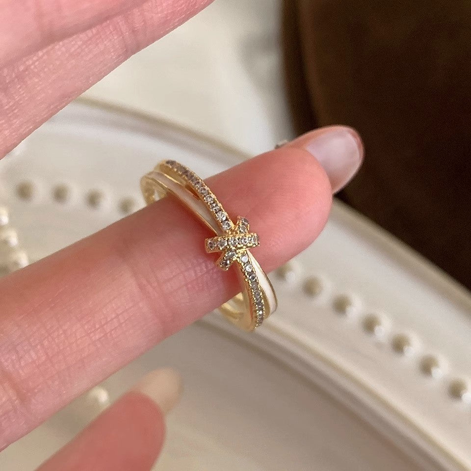 Women's Knotted Light Luxury High-grade Exquisite Refined Ring