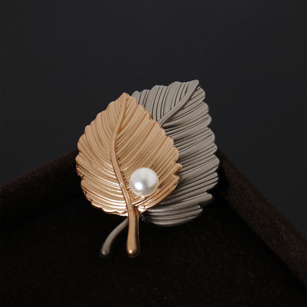 Fashionable Corsage Brooch Female Butterfly High-grade Brooches