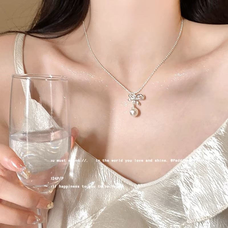 Sier Safety Lock Chinese Style White Necklace
