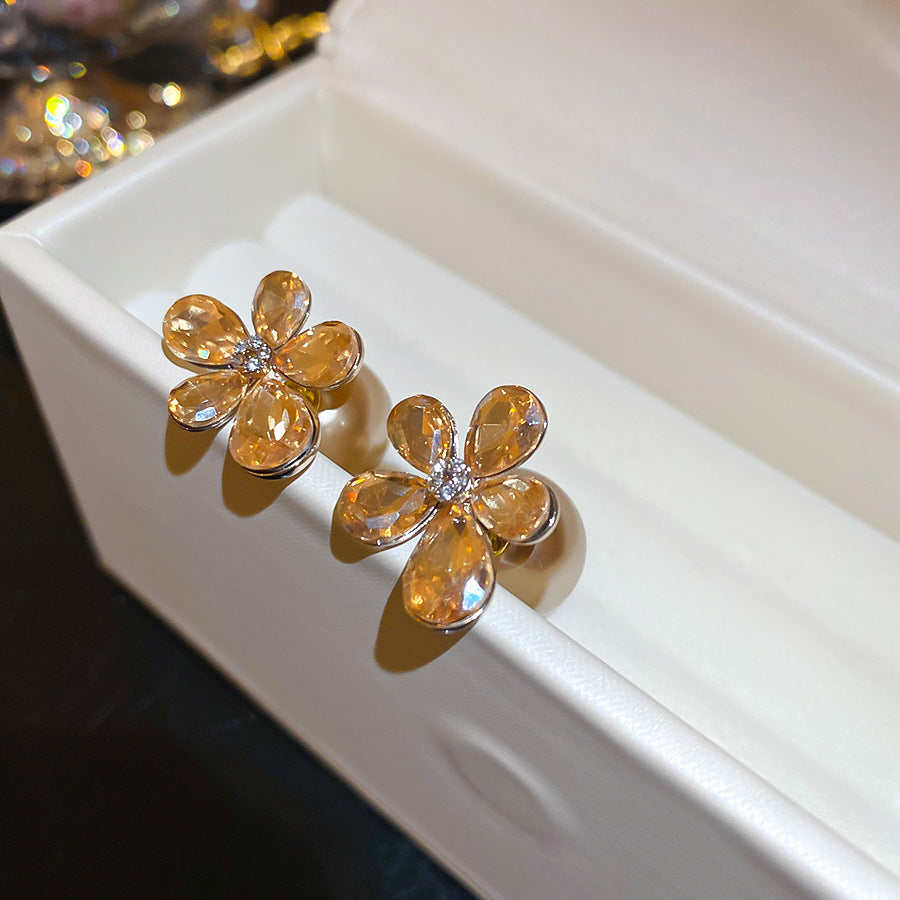 French Flash Zircon Flower Pearl Light Luxury Earrings