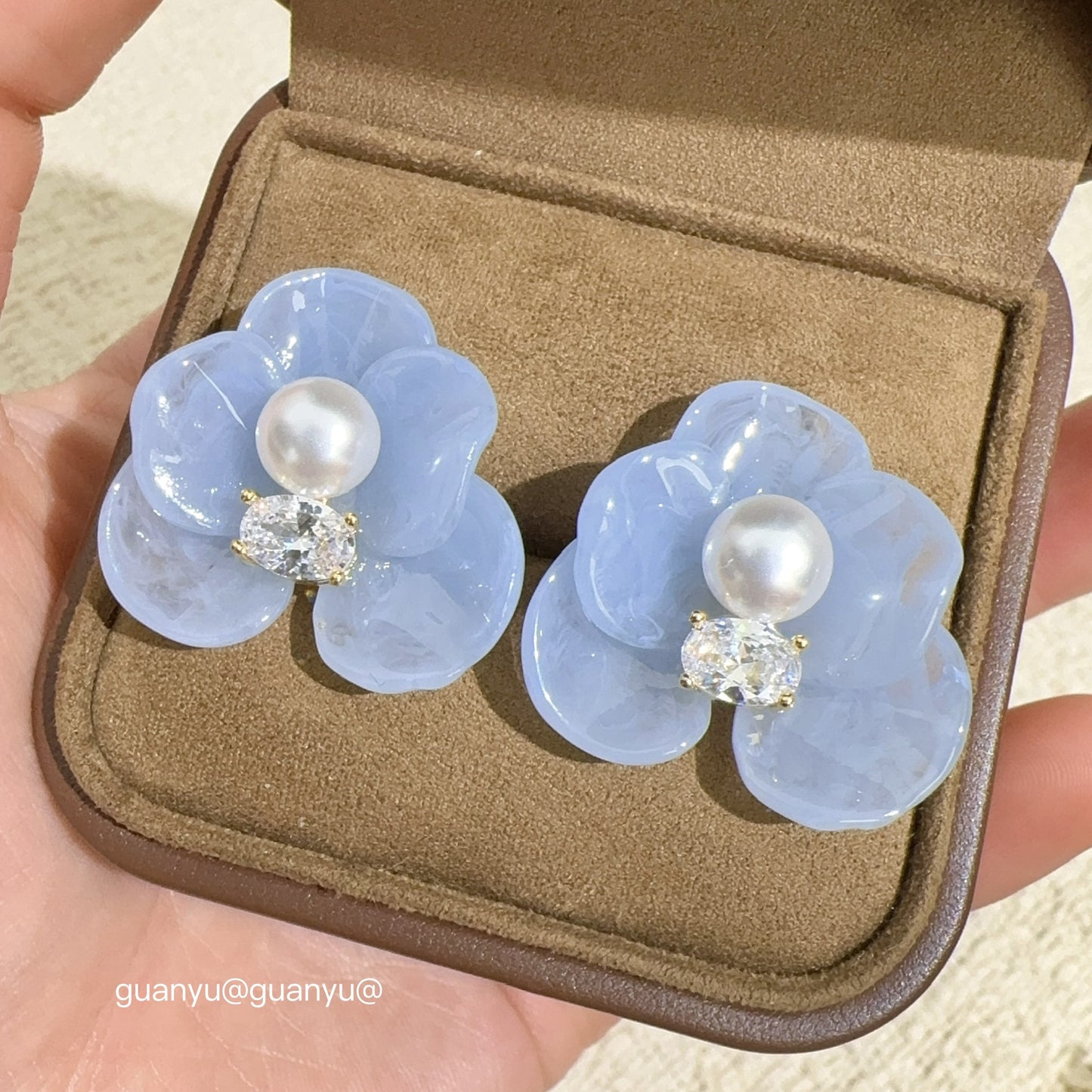 Women's Five Petal Flower For Affordable Luxury Fashion Exquisite Sweet Style Earrings