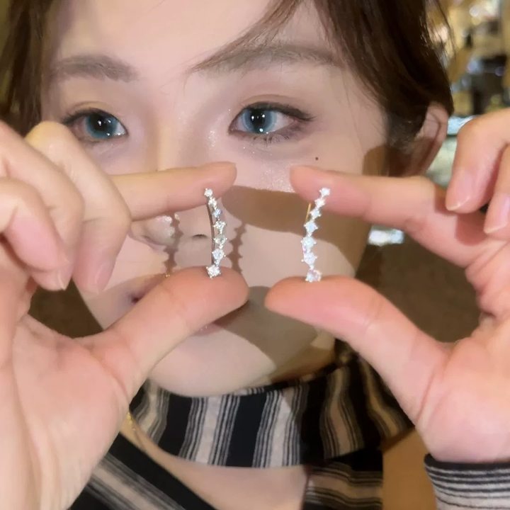 Style Hot Simple Eardrop Round Face Earrings