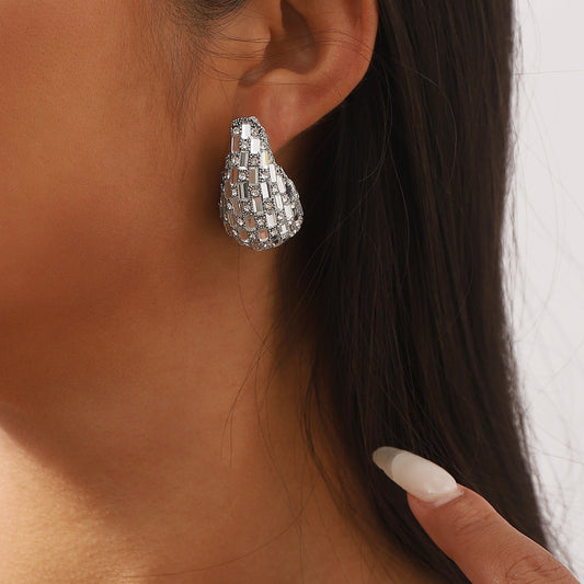 Niche Comma Glass Full Diamond Light Luxury Fashion Earrings