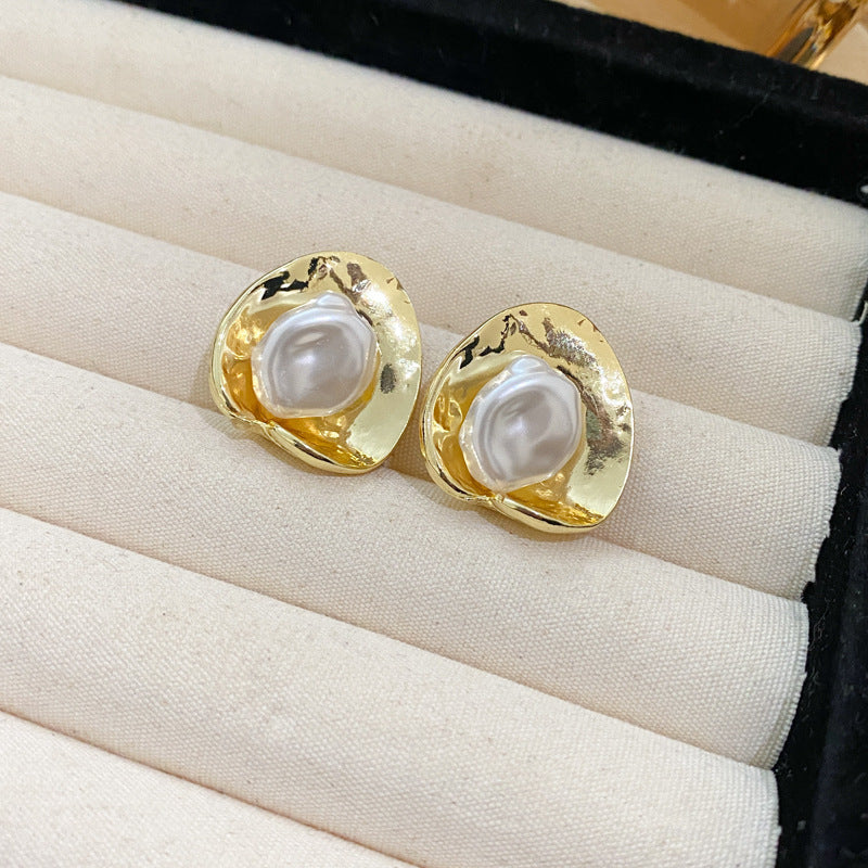 Fashion High-grade Zircon Pearl French Minority Retro Earrings