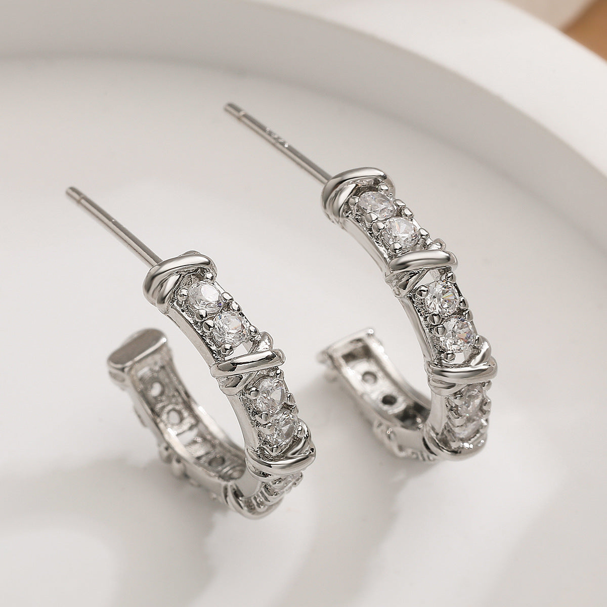 Simple Light Luxury Gold Zircon Shaped Female Niche Stud Earrings