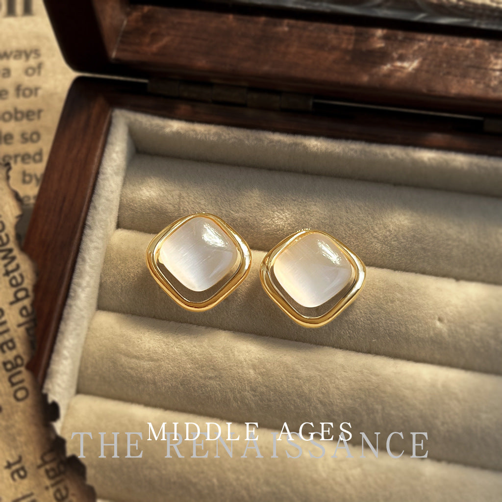 Women's Stone Ear Collection Temperament Commute Affordable Stud Earrings