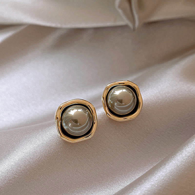 Pearl Female Style High Sense Niche Temperament Earrings