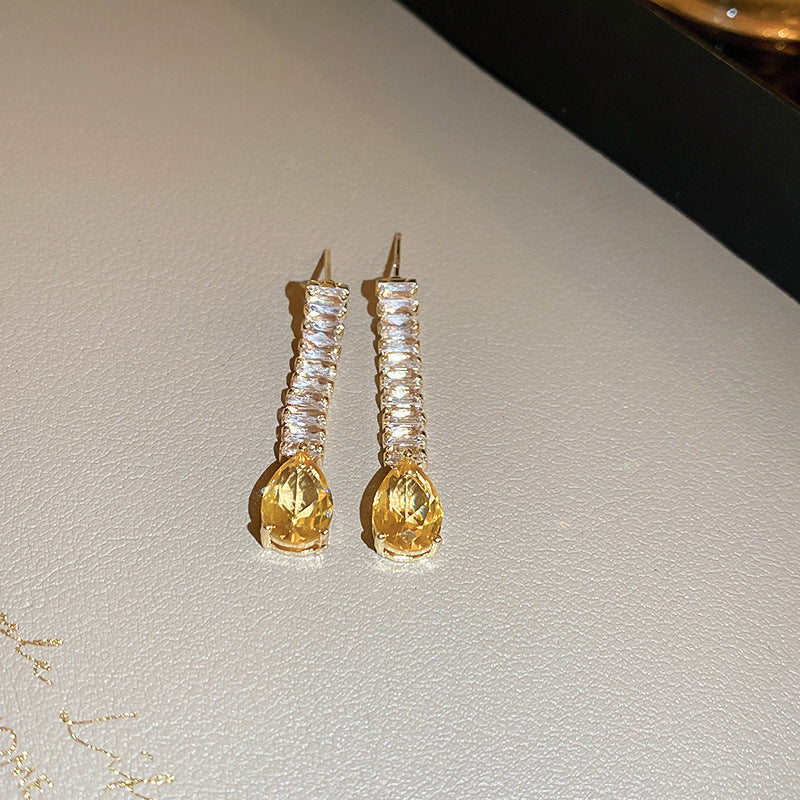 Korean Style Zircon Pearl Cold Simple Elegant Light Luxury Stud Earrings