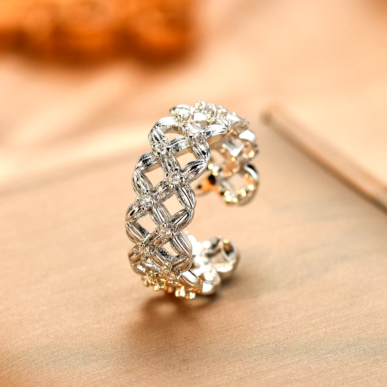 Flowers Like Brocade Four-leaf Flower Spot Drill Lace Hollow Affordable Rings