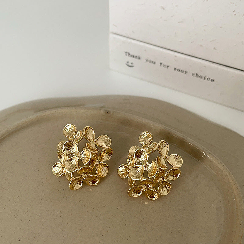 Women's Design Three-dimensional Layered Flower Artistic Retro Earrings