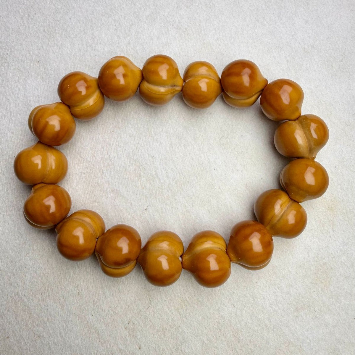 Women's & Men's Monkey Head Walnut Love Fart Peach Flaw With Leakage Natural Bracelet