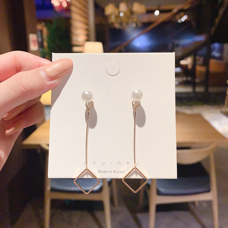 Women's Bone Niche Clips Light Luxury Elegant Stud Earrings