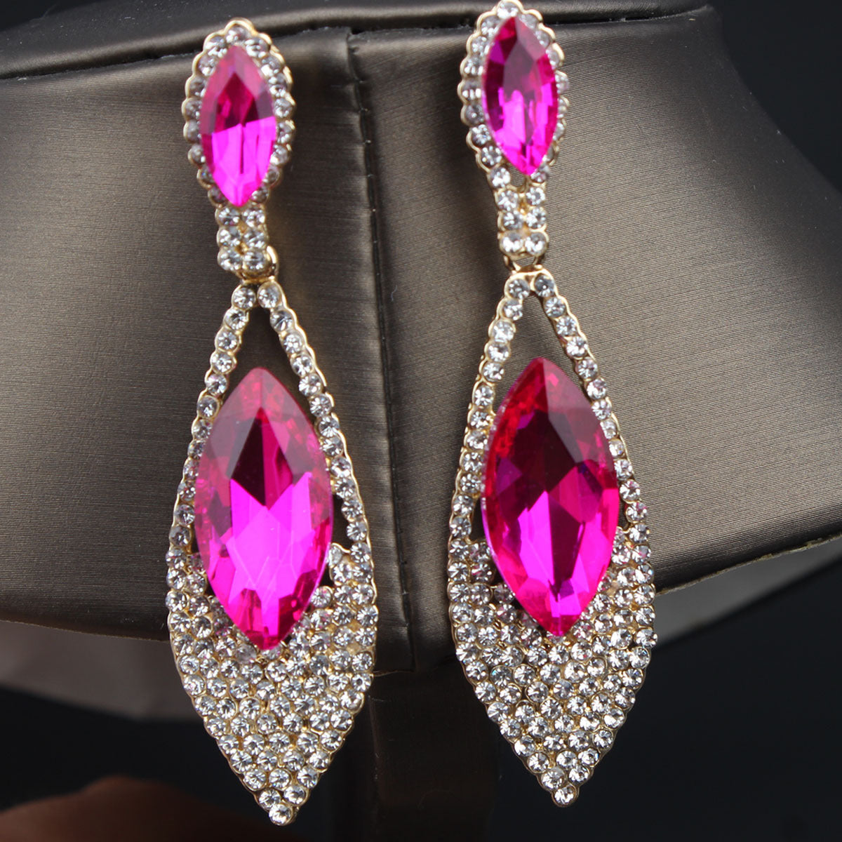 Exaggerated Glittering Crystal Gem Female Bride Earrings