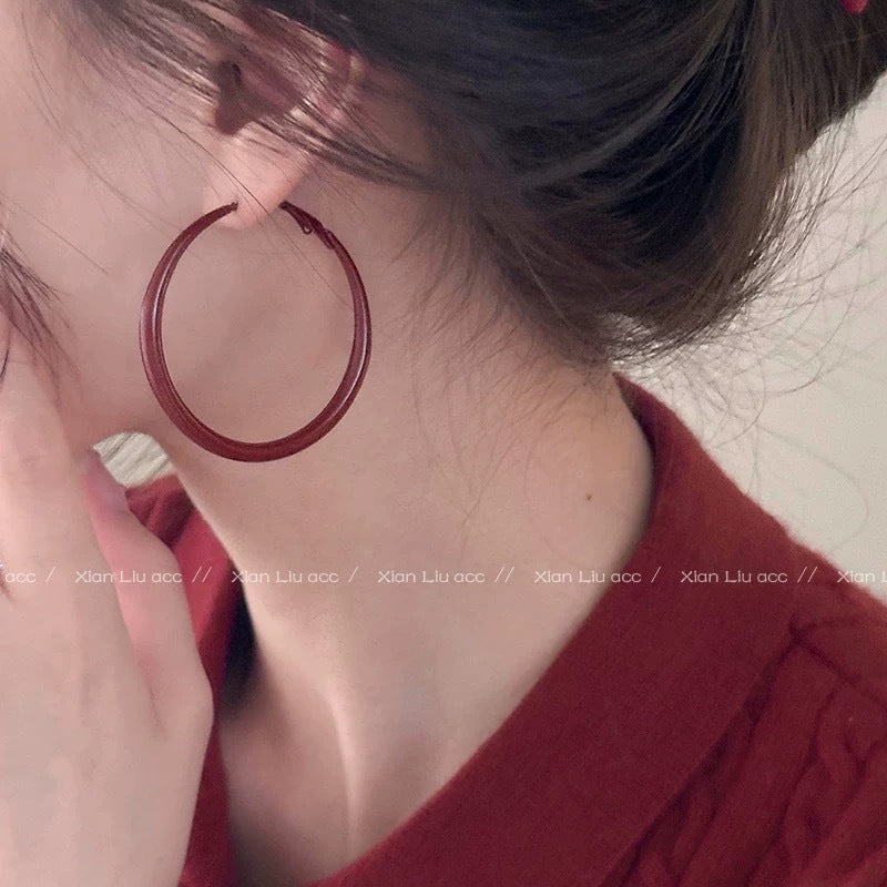 Women's Light Luxury High-grade Big Ear Exaggerated Suitable Earrings