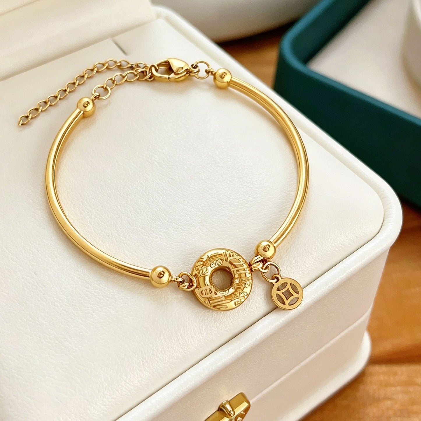 Women's Steel Fu Character Safety Buckle Real Gold Plating Design Personality Bracelet