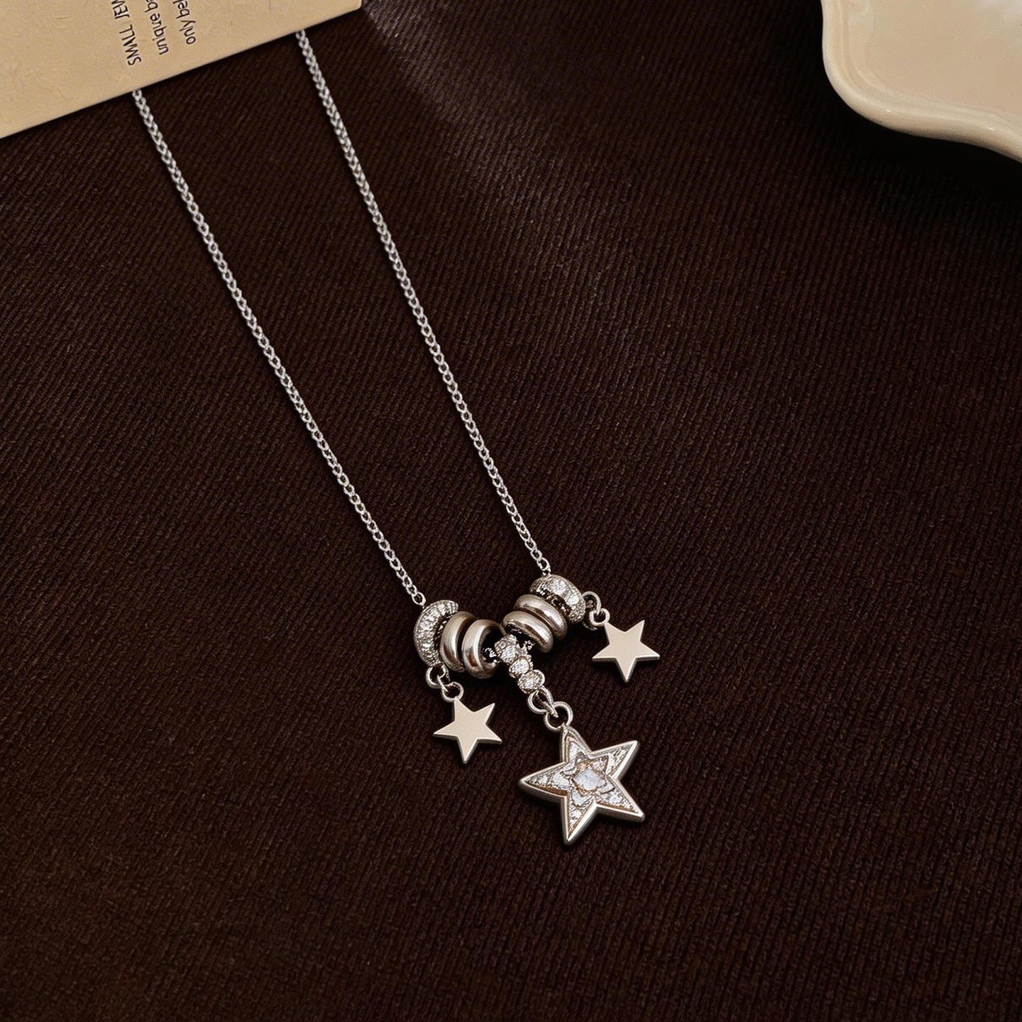 Round Star Light Luxury Minority Clavicle Necklaces