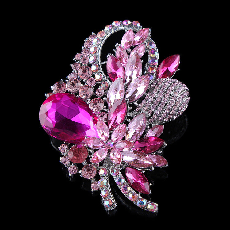 Retro Atmospheric Baroque Style Large Fashion Brooches