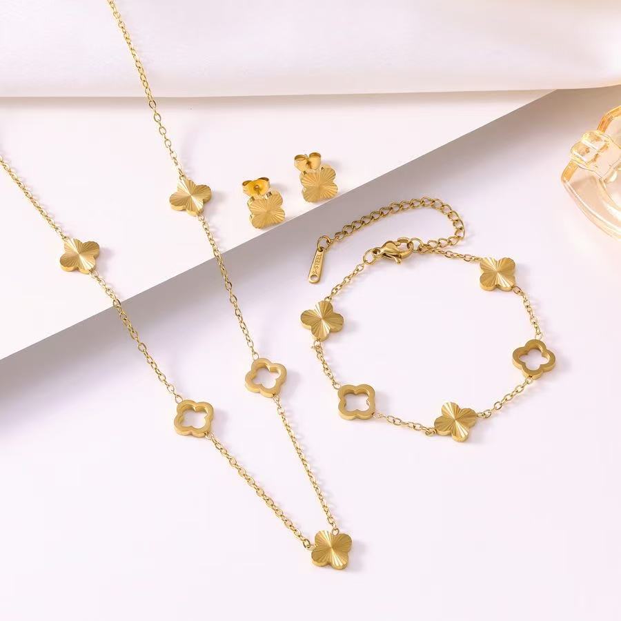 Durable Innovative Ladies Stainless Steel Fashion Jewelry Set