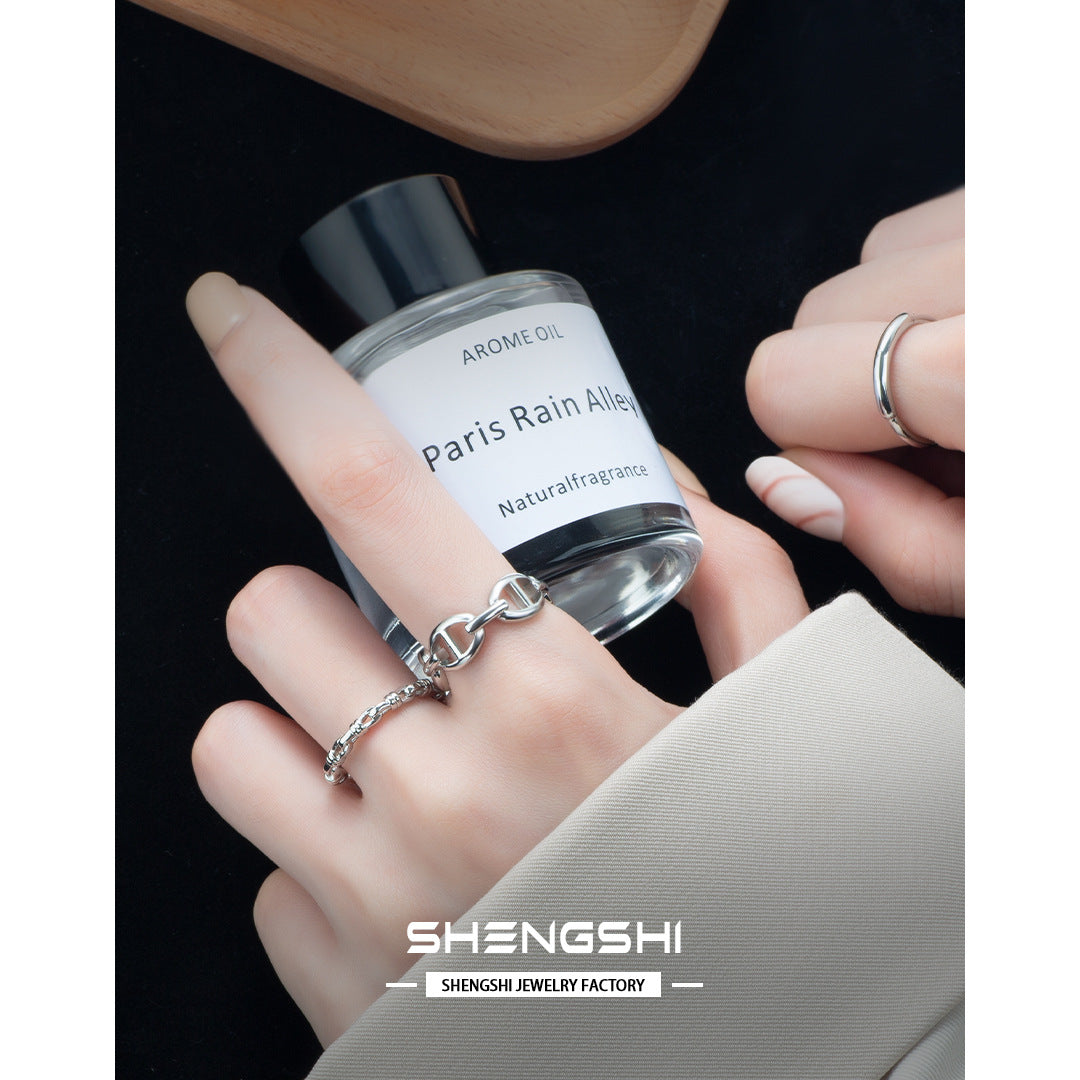 Minimalist Pig Nose Female Design Sense Niche High-grade Cold Wind Rings