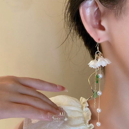 Chinese Flower Pearl Tassel Metal Light Luxury High Ear Hook