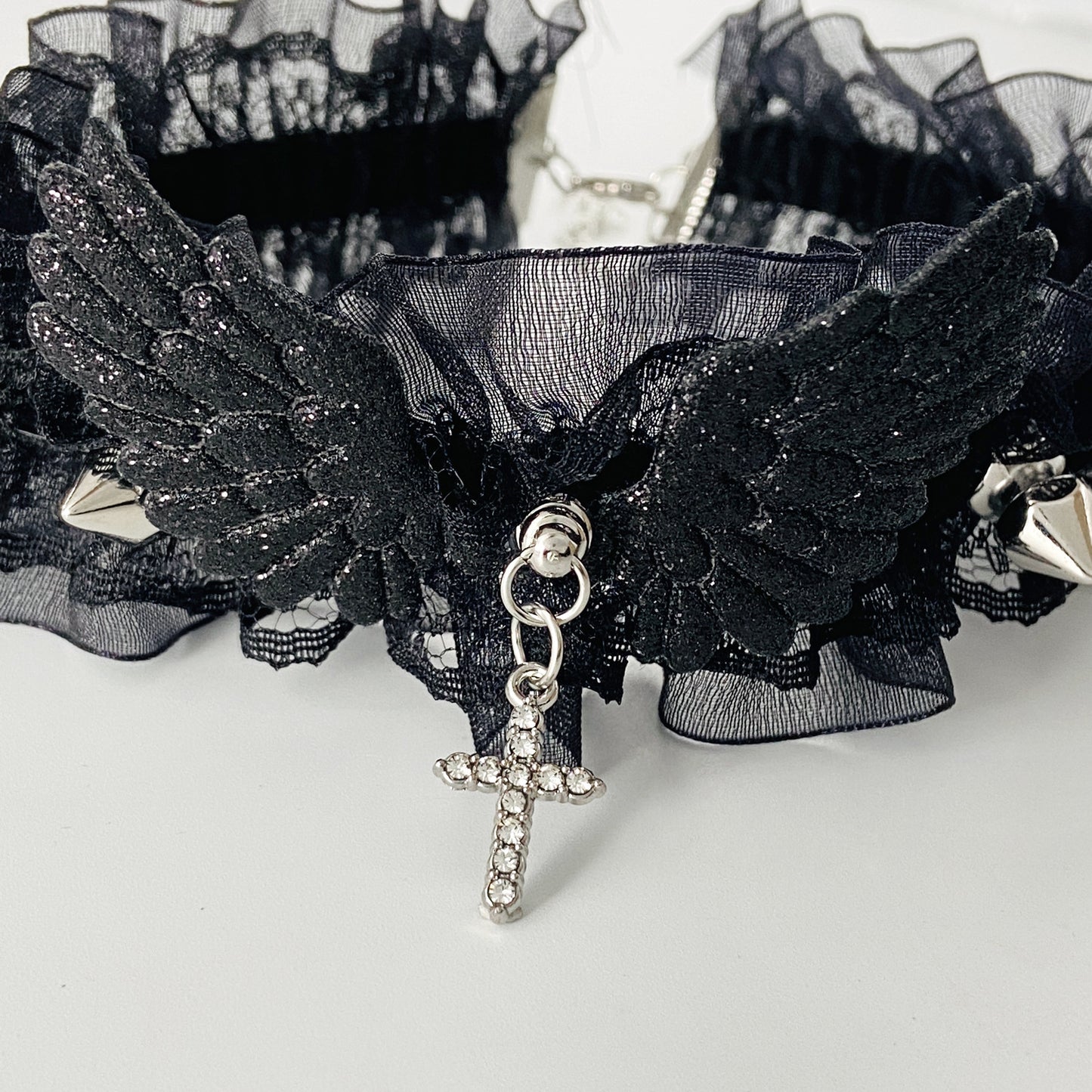 Lace Rivet Female Design Punk Wings Neck Collar