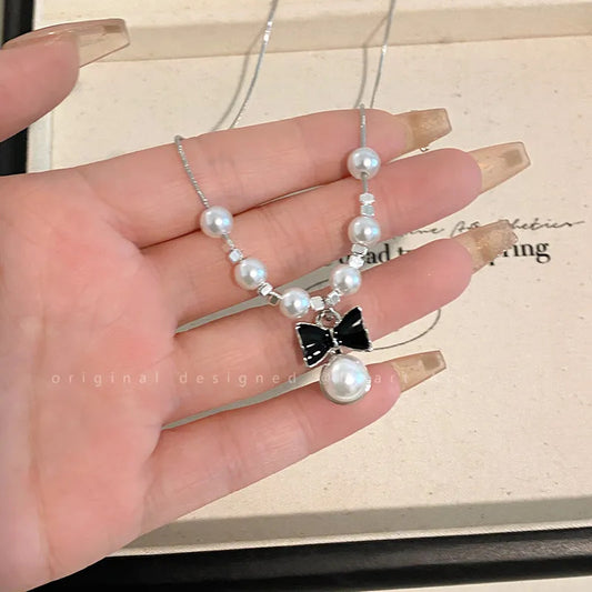 Women's Love French Style Bow Pearl High-grade Light Necklace