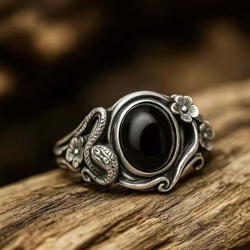 Women's Environmental Protection Alloy Vintage Snake Shape Winding Ring