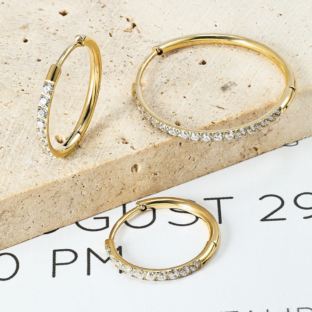 High Quality Carved Stainless Steel Studded With Zircon Titanium Earrings
