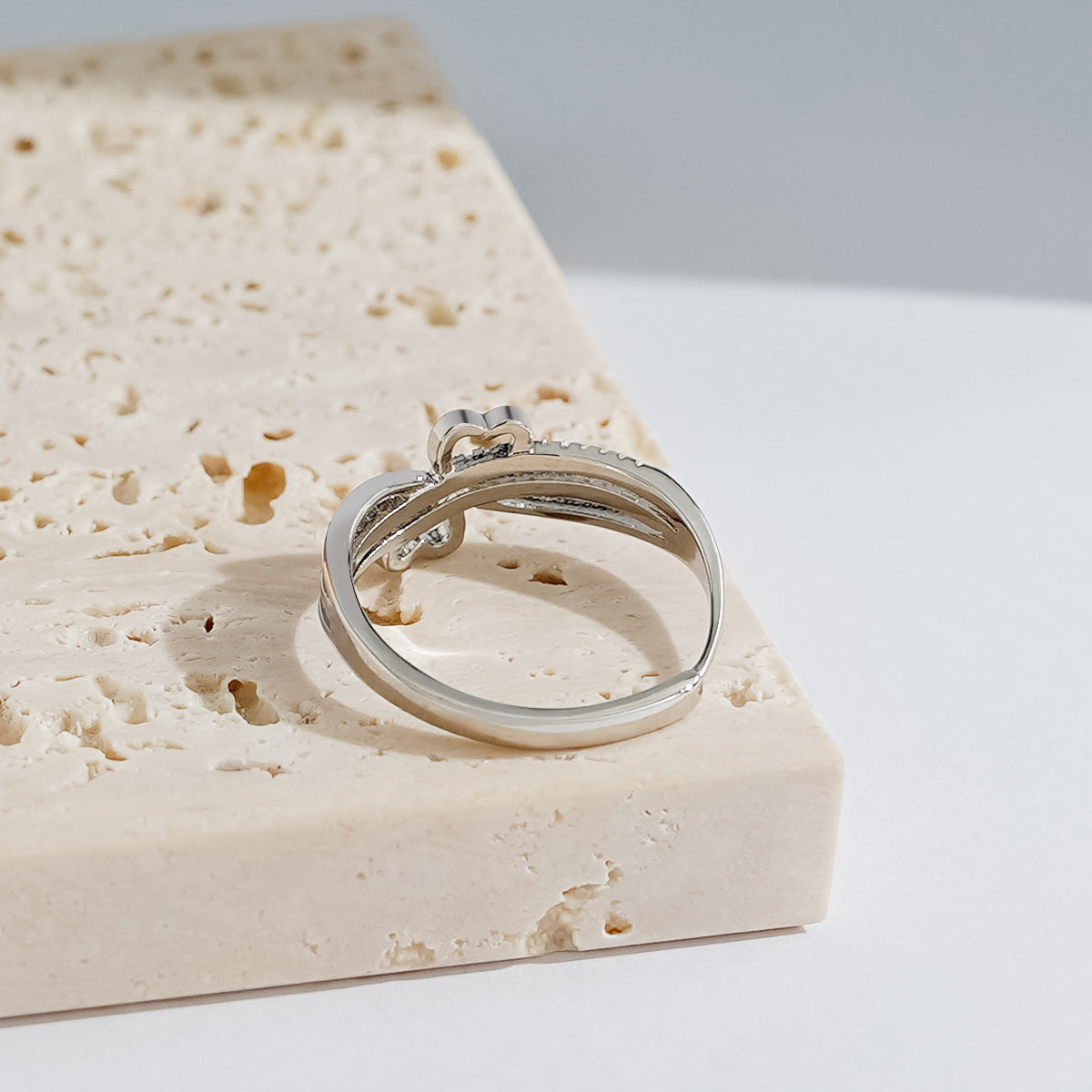 Inlaid Zircon Light Luxury Minority Design Ring