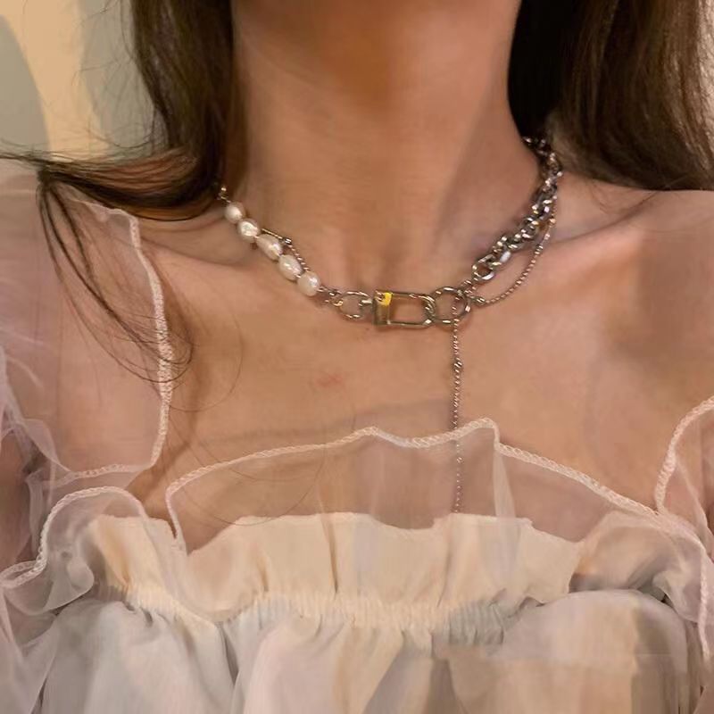 Pearl Design Sense Light Luxury Minority Asymmetric Clavicle Chain Cold Necklaces