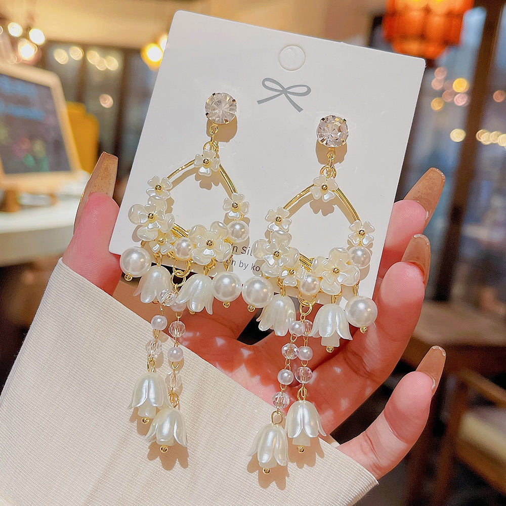 Pearl Summer High-grade National Style Chinese Retro Minority Design Petal Earrings