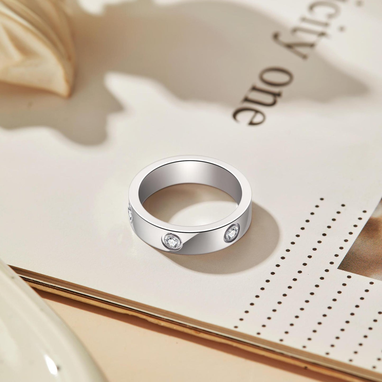 Simple Six Rhinestone Embed Titanium Steel Ring