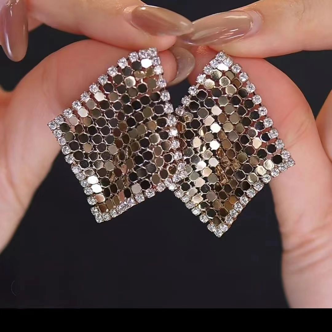 Diamond-shaped Sequins Zircon Tassel Fashion Exquisite French Earrings