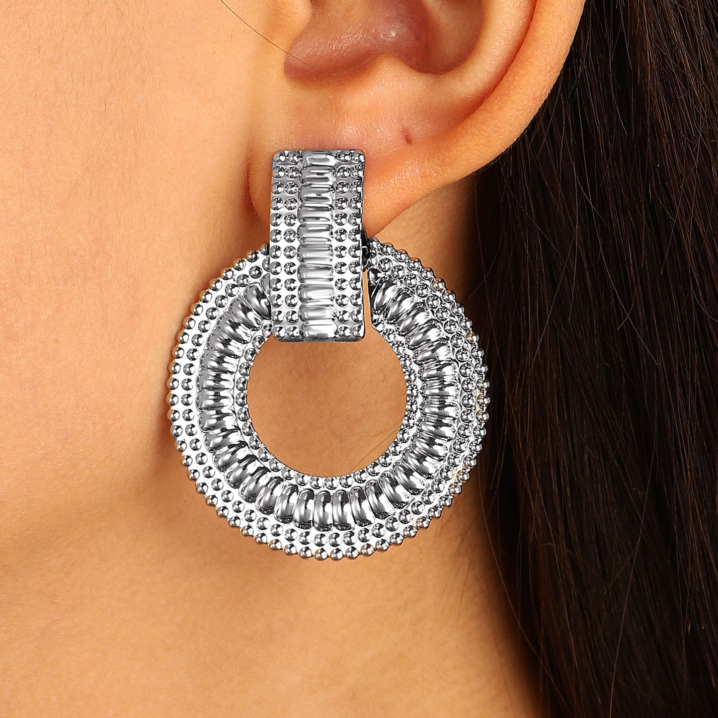 Women's Round Retro Fashion Creative Design Circle Earrings