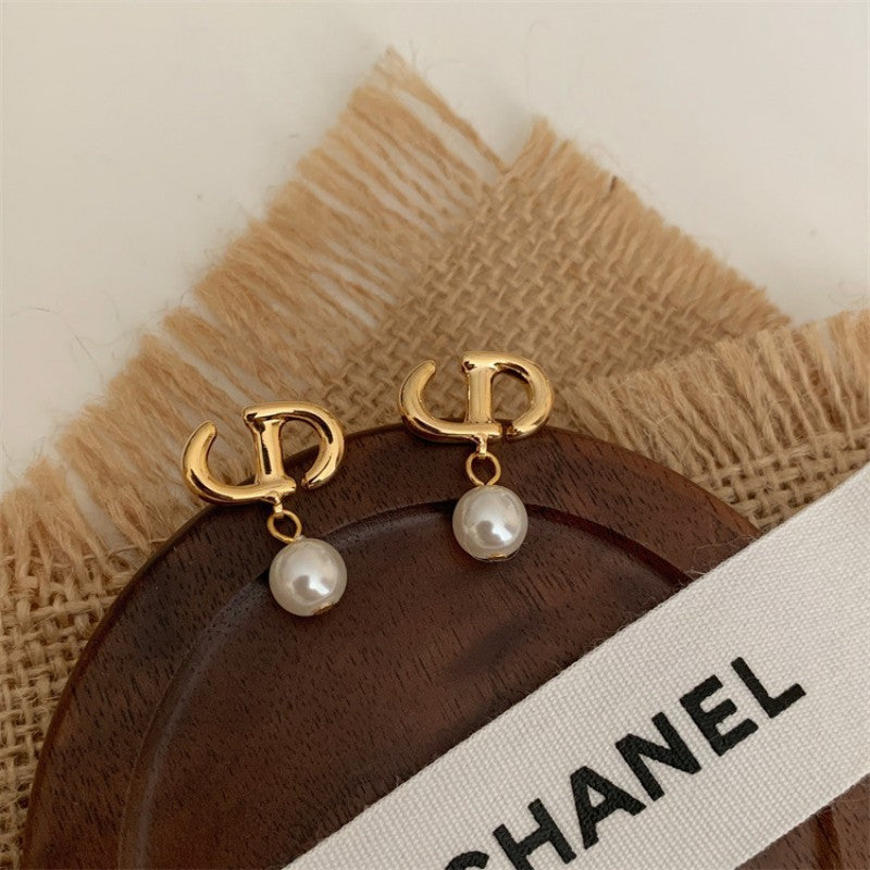 Women's Sier Needle High-grade Korean Affordable Luxury Earrings