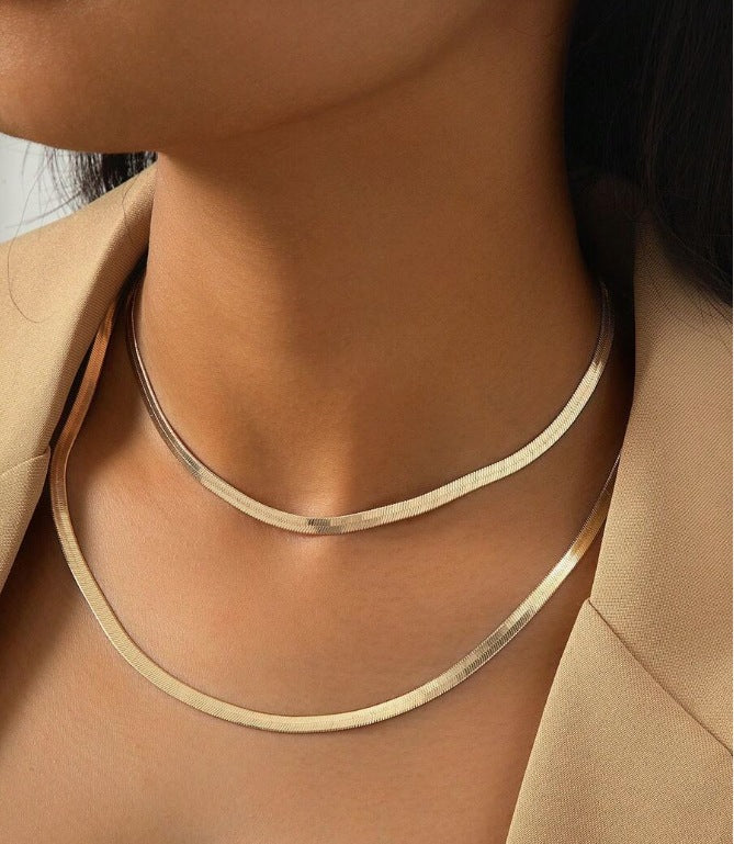 Snake Bone Flat Creative Short Clavicle Necklaces