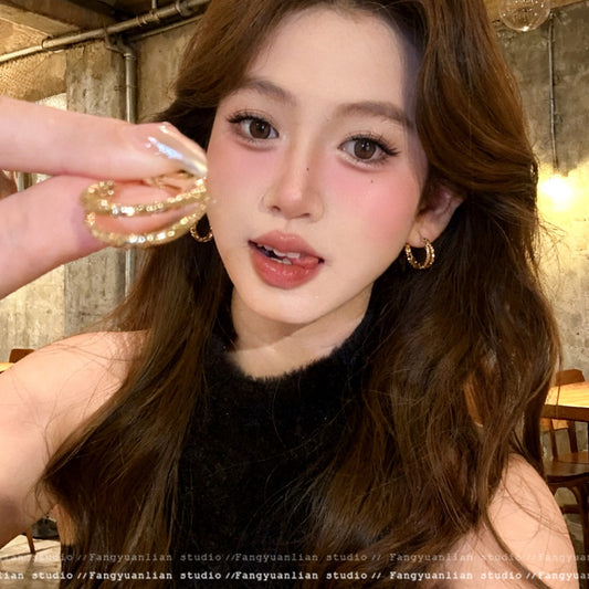 Women's Mush Ice Ear Clip High-grade Fashionable Earrings