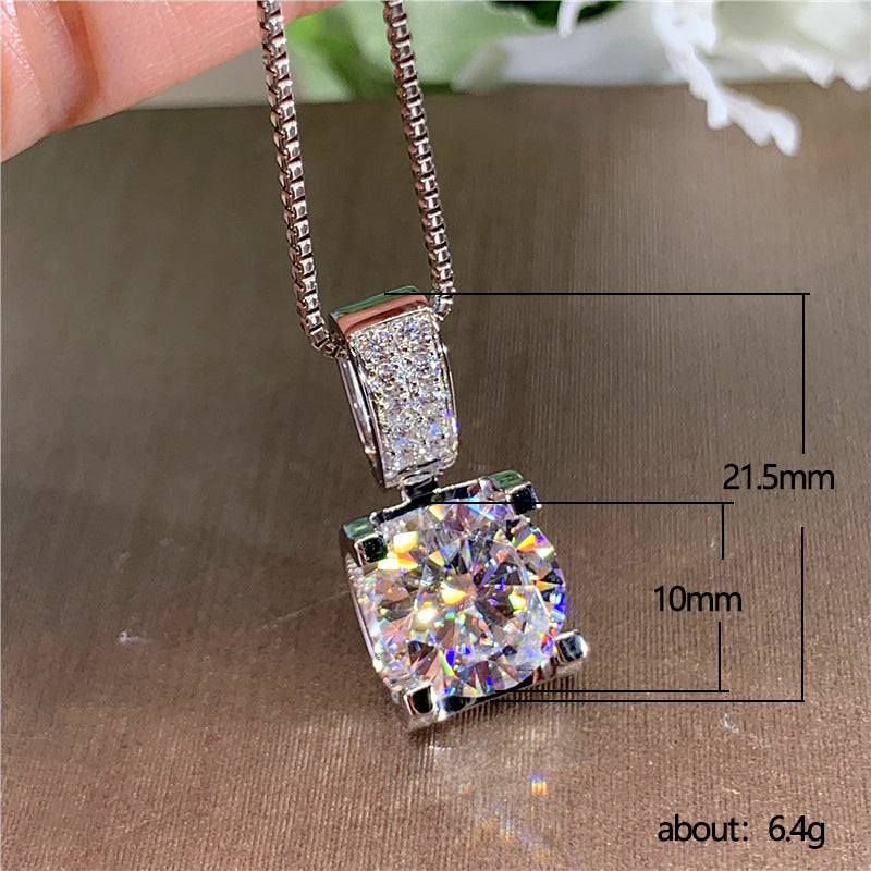 Women's Cow Head Single Diamond Classic Artificial Clavicle Necklaces
