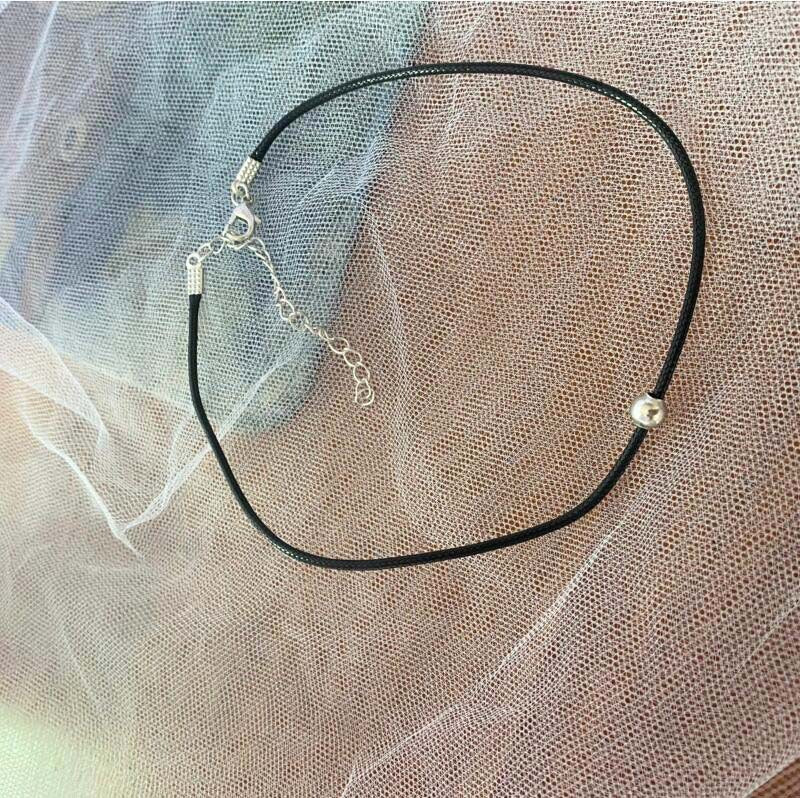 Black Simple Neck Band Beaded Choker Pendants