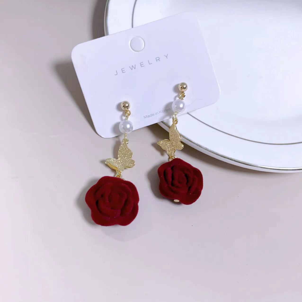 French Retro Burgundy Veet Rose Three-dimensional Butterfly Rings