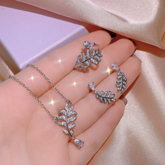 Women's Feather Zircon Clavicle Chain Diamond Simple Necklaces