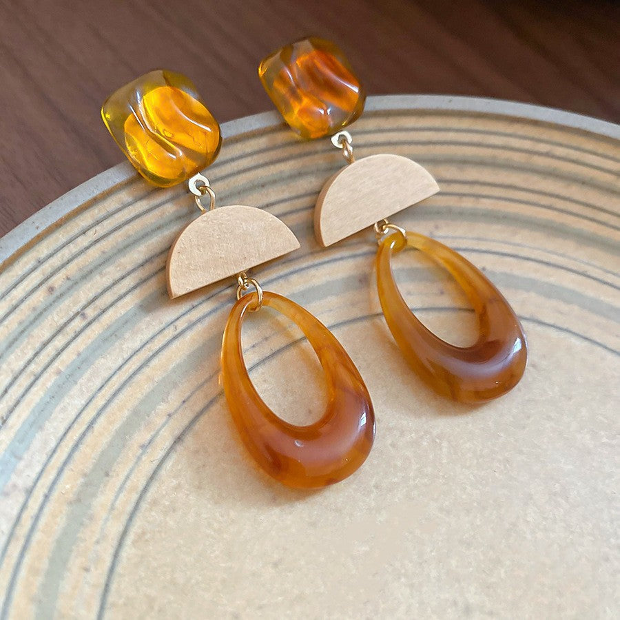 Women's Needle Geometric Irregular Resin Fashionable Retro Earrings