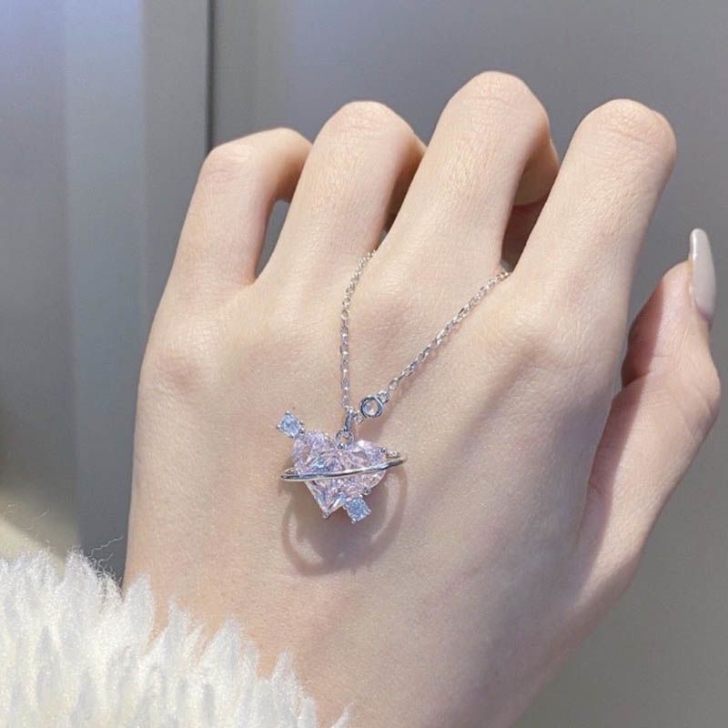 Love Planet Female Light Luxury Pink Heart Clavicle Chain For Necklace