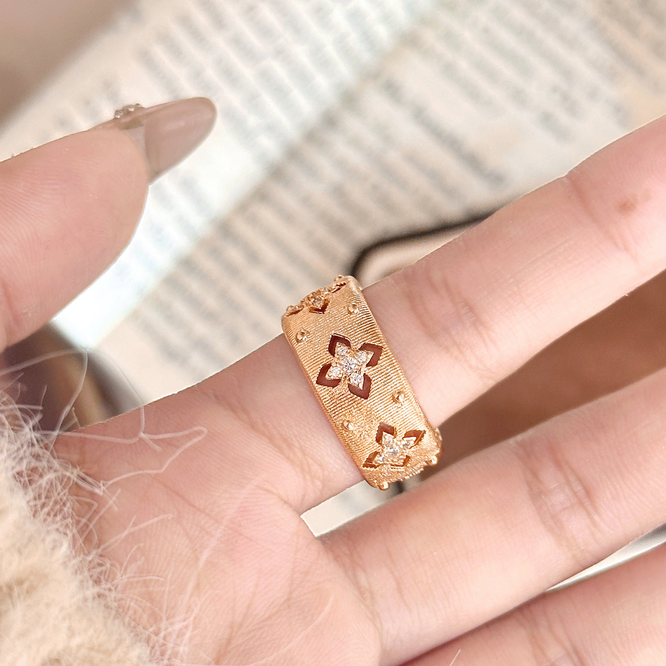 Diamond Flower Light Luxury High Sense Index Finger Vintage Court Rings